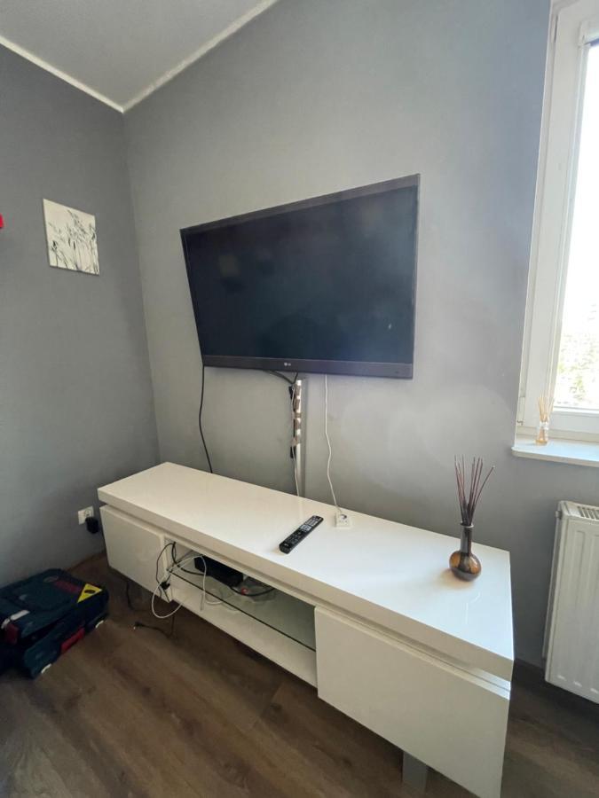 Gdynia Apartament 42 M Z Miejscem W Garazu Z Winda Blisko Centrum I Morza Exterior photo